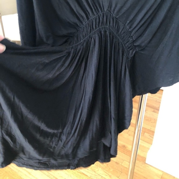 𝅺I.ON small Black top / cover up  double V dolman sleeve detail at bust - Picture 4 of 4